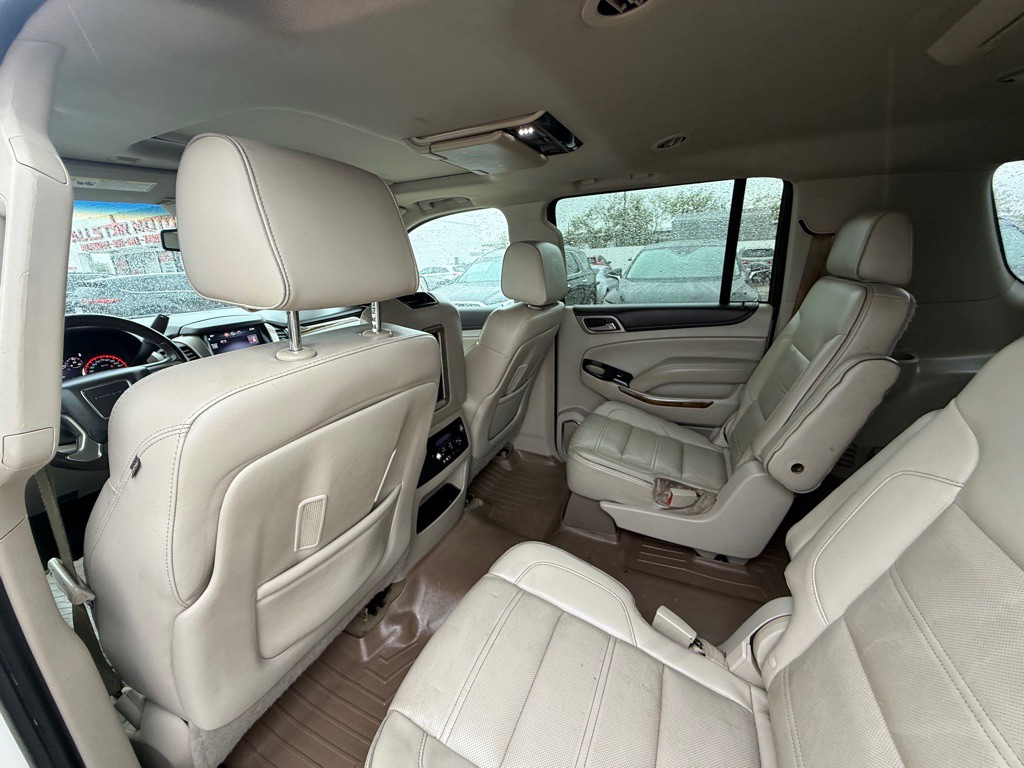 2015 GMC Yukon Image 10
