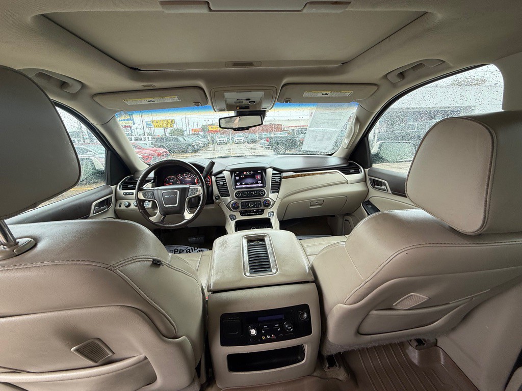 2015 GMC Yukon Image 11