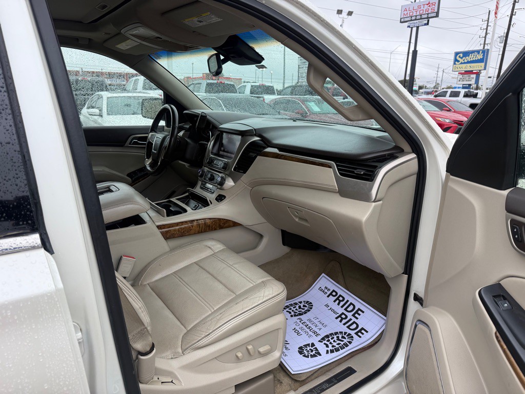 2015 GMC Yukon Image 17