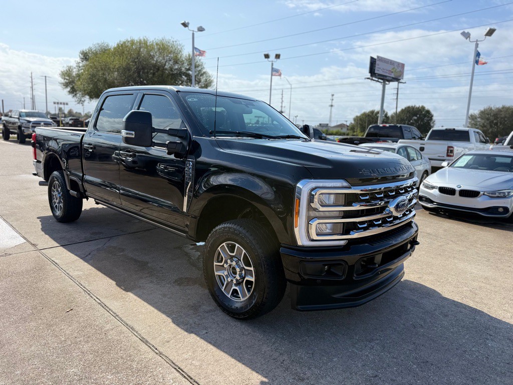 2023 Ford F-250 Image 4