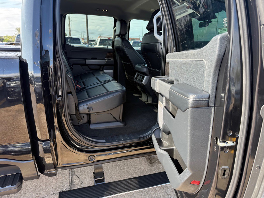2023 Ford F-250 Image 12