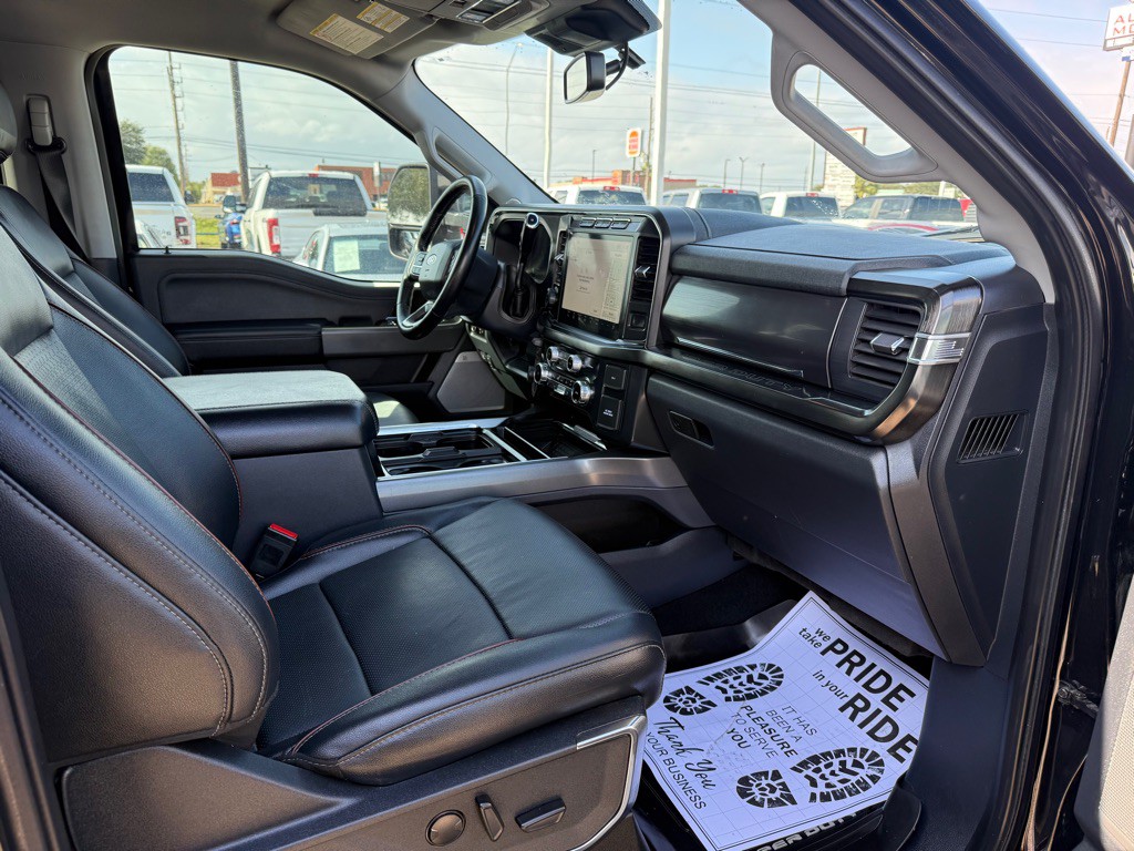 2023 Ford F-250 Image 13