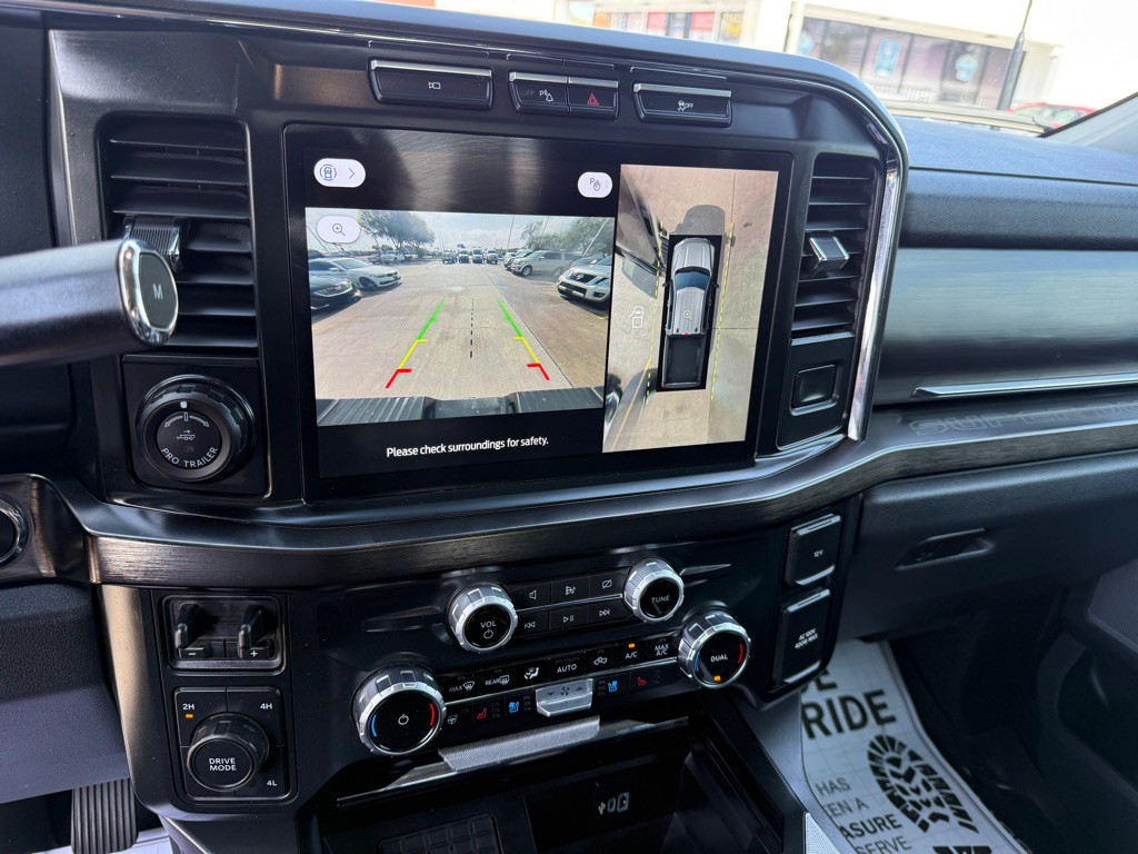 2023 Ford F-250 Image 17