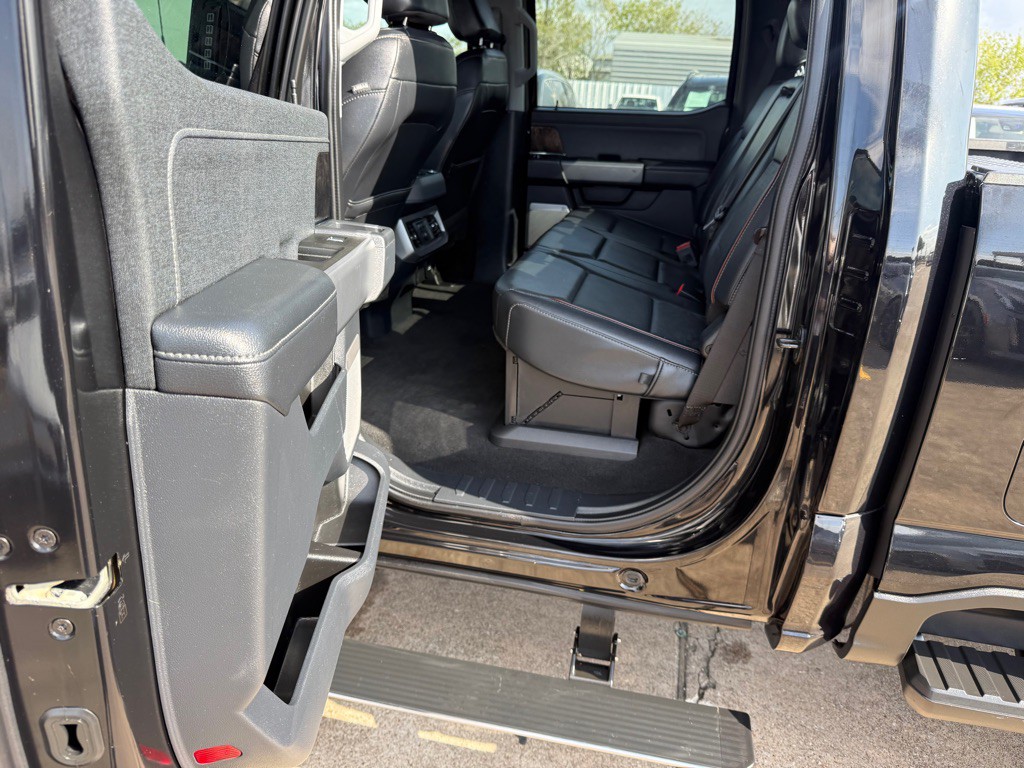 2023 Ford F-250 Image 19