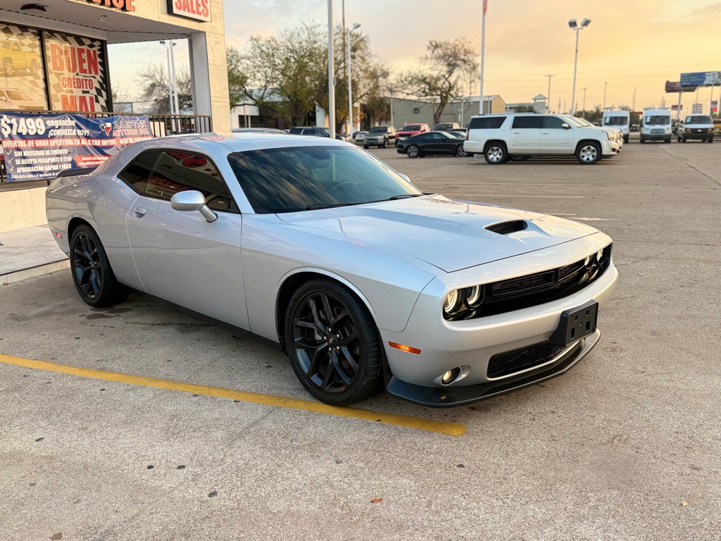 2021 Dodge Challenger Image 5