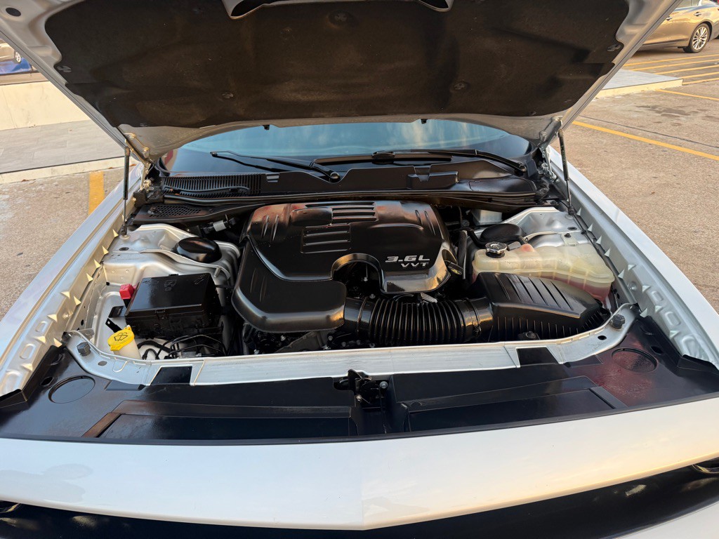 2021 Dodge Challenger Image 7