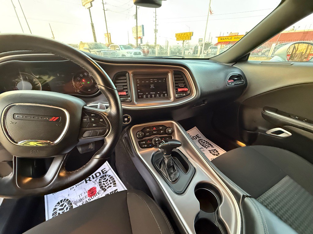 2021 Dodge Challenger Image 12