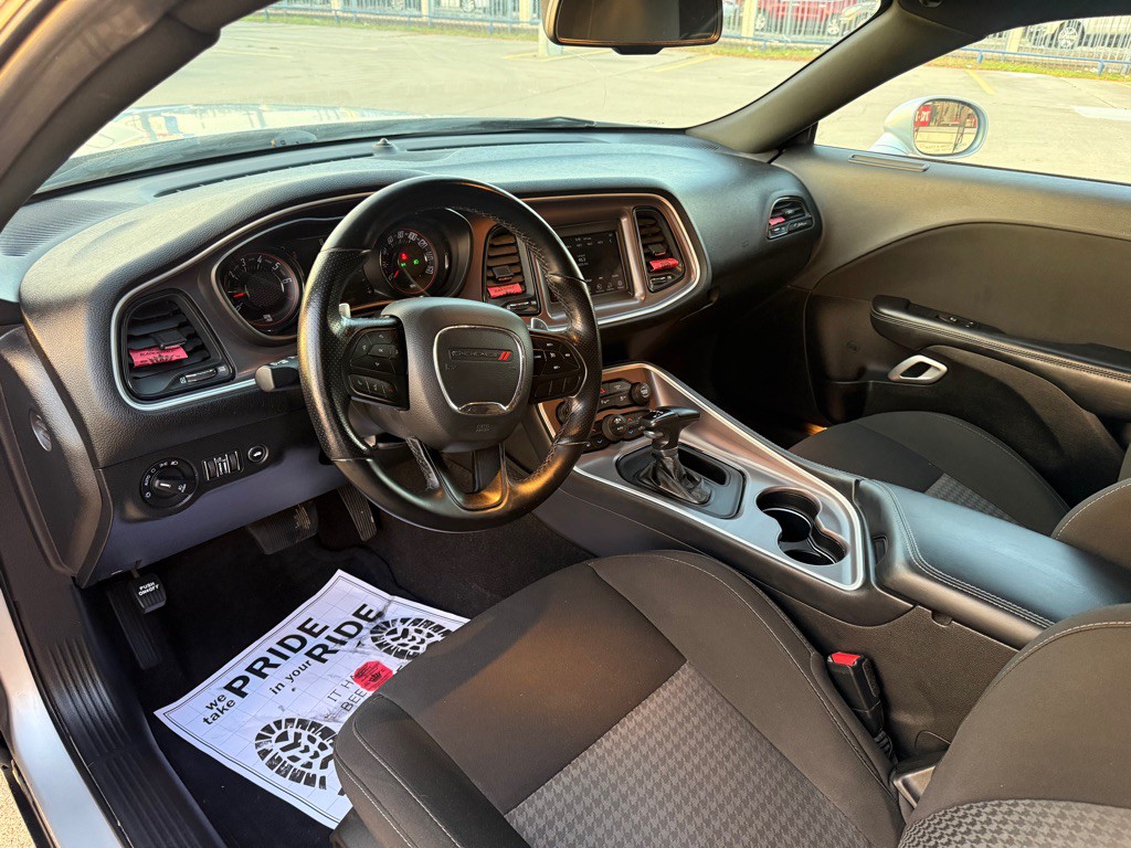 2021 Dodge Challenger Image 15