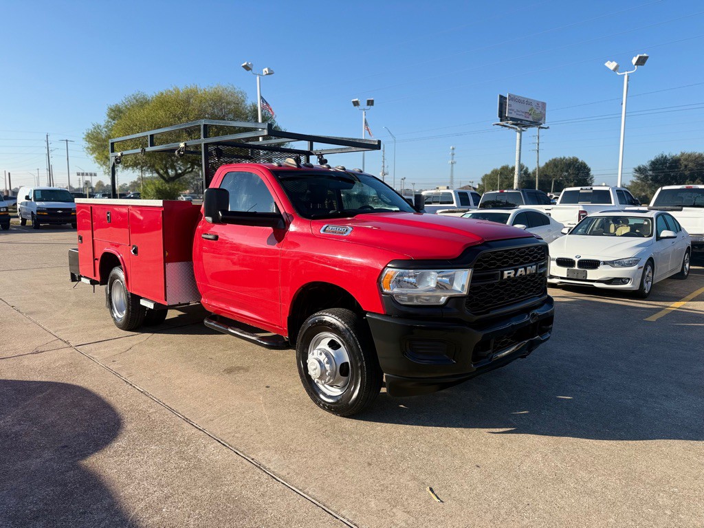 2019 RAM 3500 Image 4