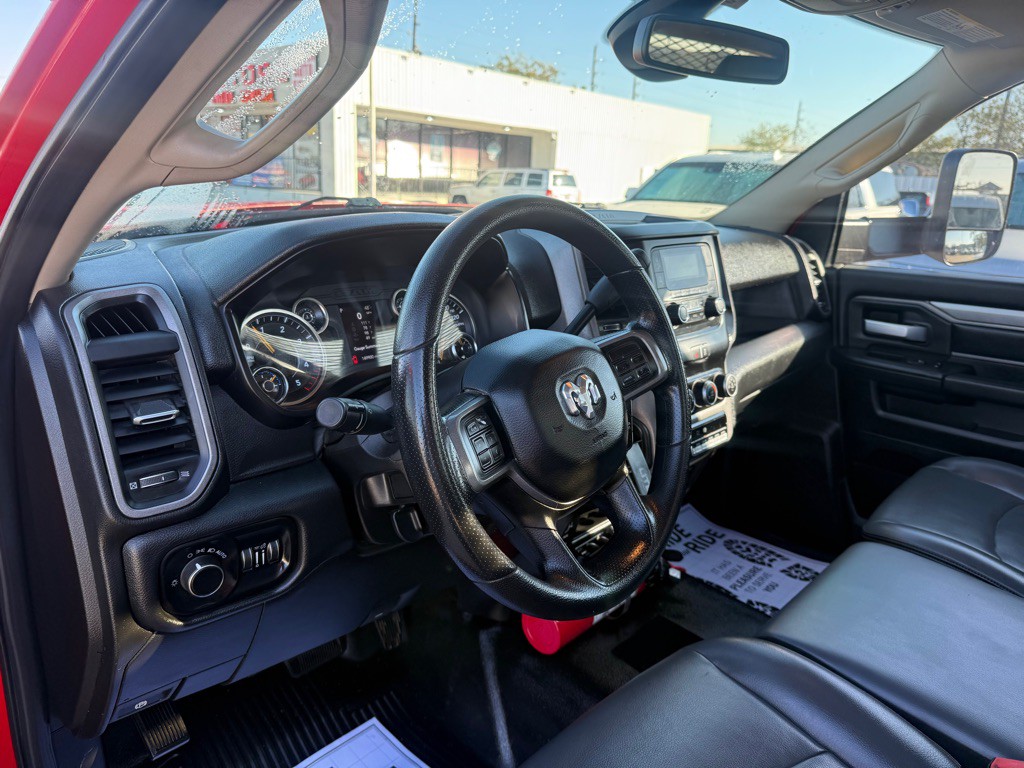 2019 RAM 3500 Image 15