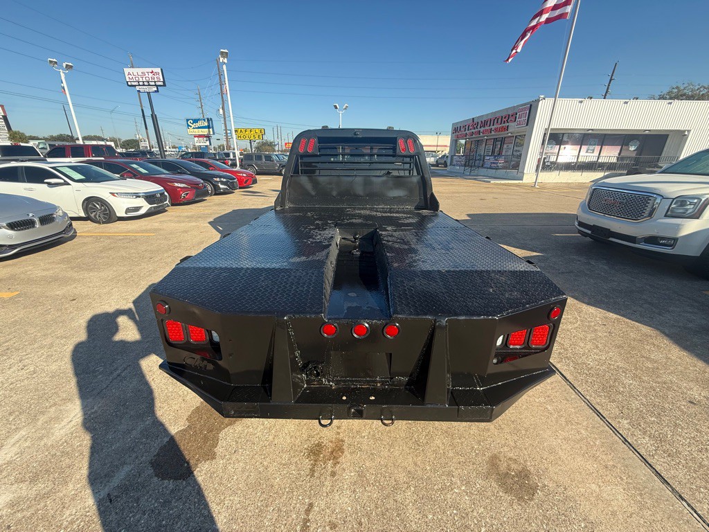 2022 Ford F-350 Image 12