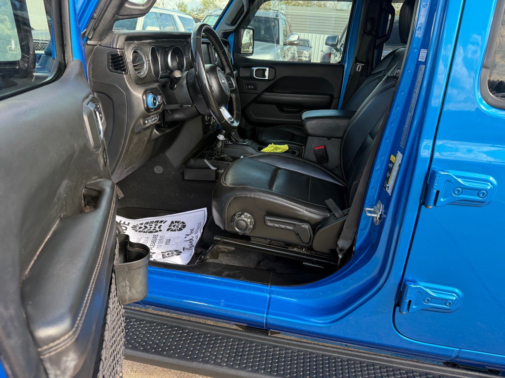 2023 Jeep Wrangler Image 6
