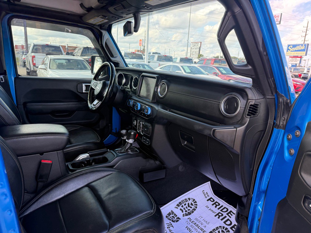 2023 Jeep Wrangler Image 9