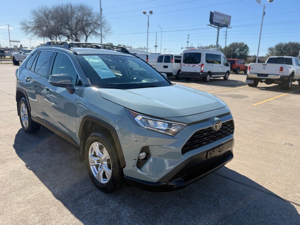 2021 Toyota Rav4 Image 3