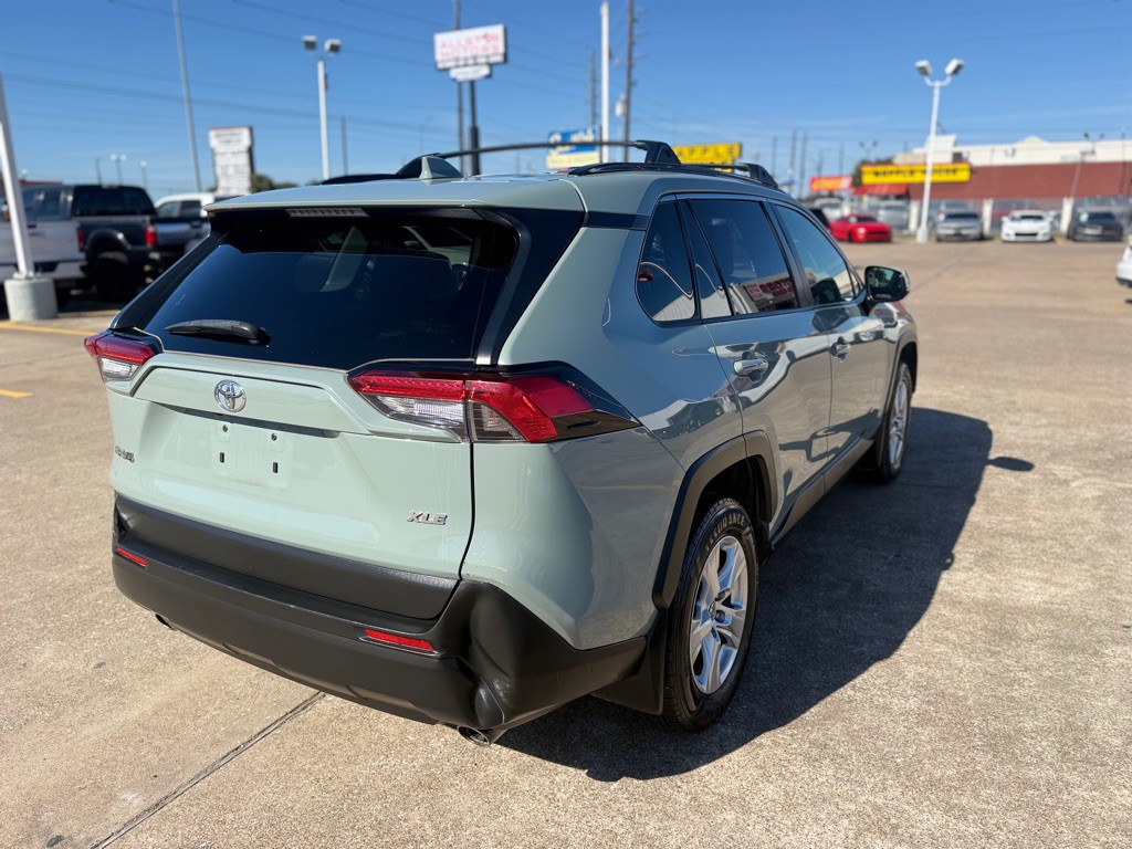 2021 Toyota Rav4 Image 6