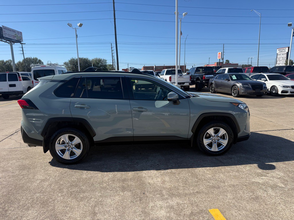 2021 Toyota Rav4 Image 9