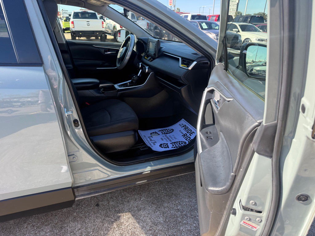 2021 Toyota Rav4 Image 10