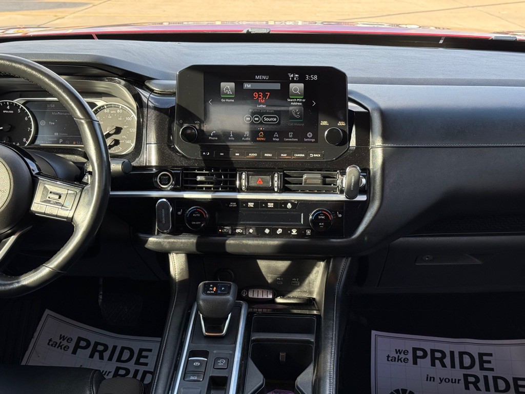 2022 Nissan Pathfinder Image 8