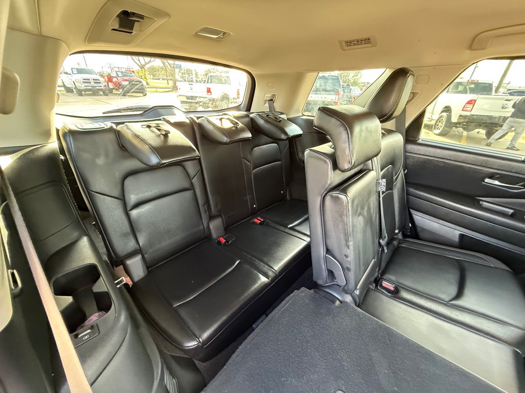 2022 Nissan Pathfinder Image 13