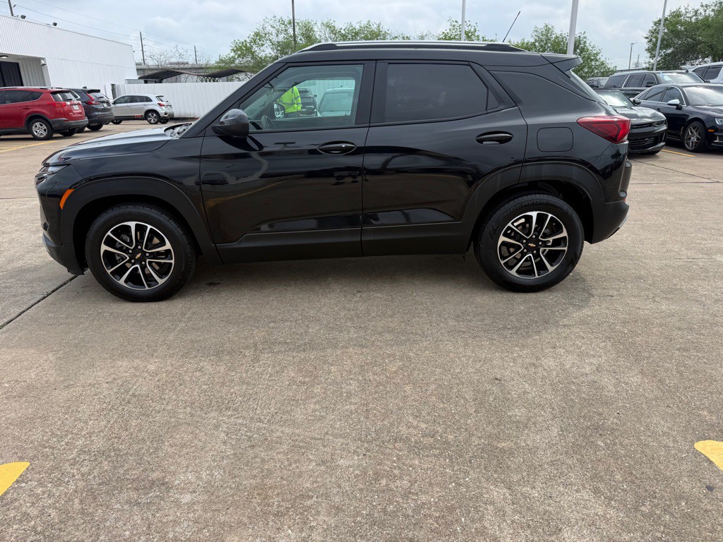 2024 Chevrolet Trailblazer Image 3