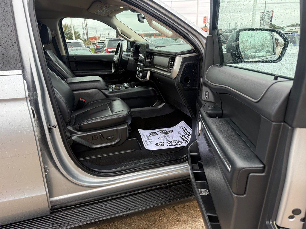2024 Ford Expedition Image 5