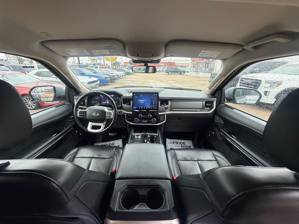 2024 Ford Expedition Image 9