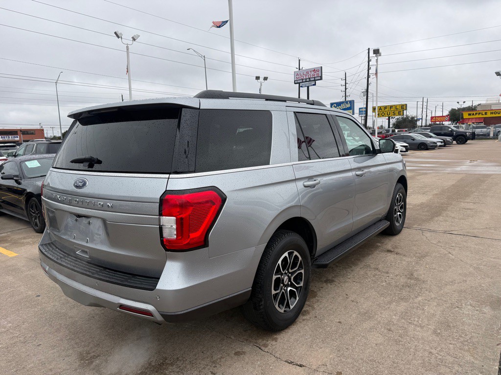 2024 Ford Expedition Image 13