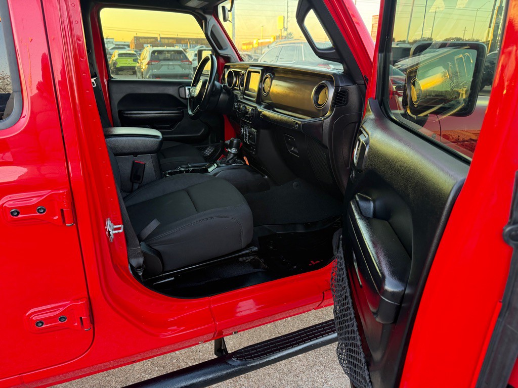 2020 Jeep Gladiator Image 11