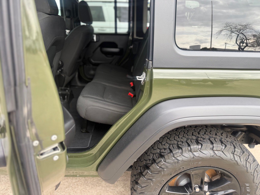 2021 Jeep Wrangler Unlimited Image 9