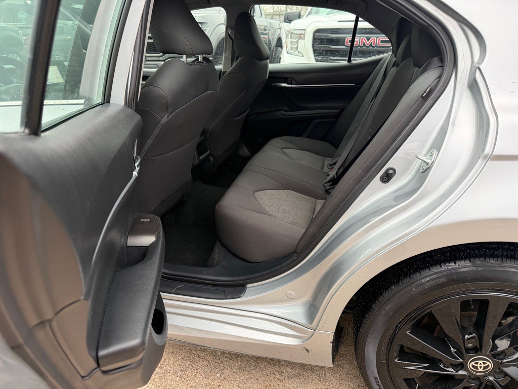 2023 Toyota Camry Image 6