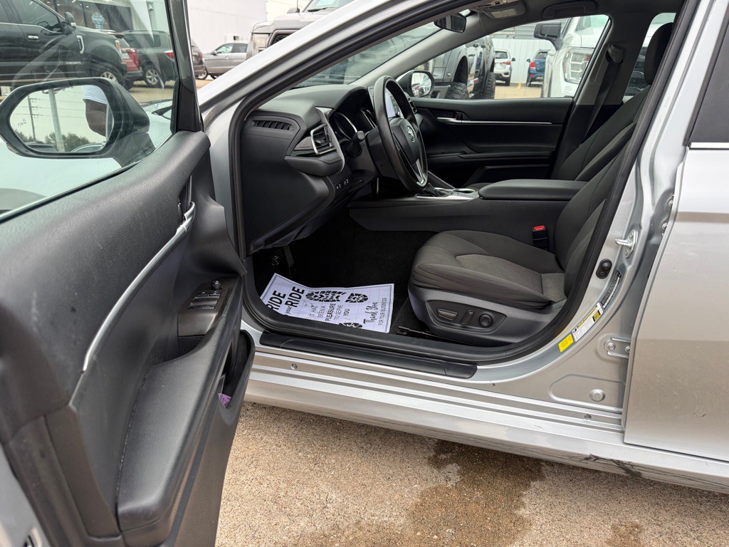 2023 Toyota Camry Image 7