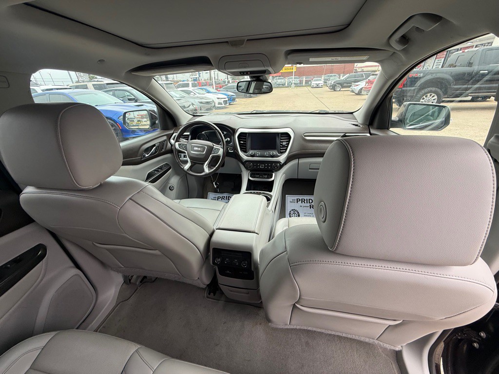 2021 GMC Acadia Image 7