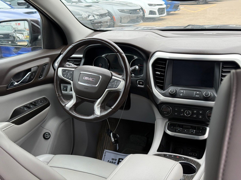 2021 GMC Acadia Image 11