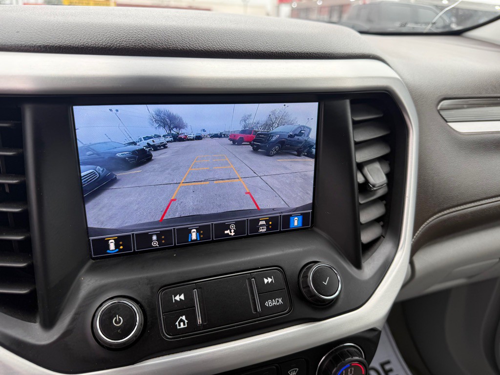 2021 GMC Acadia Image 19