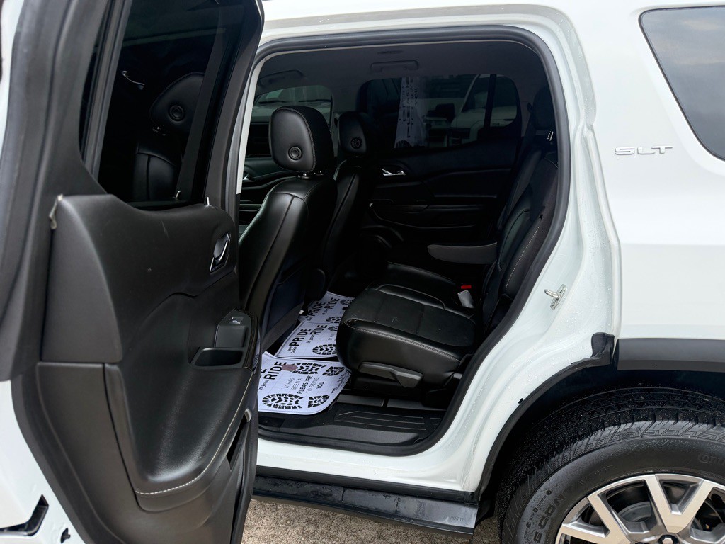 2021 GMC Acadia Image 5