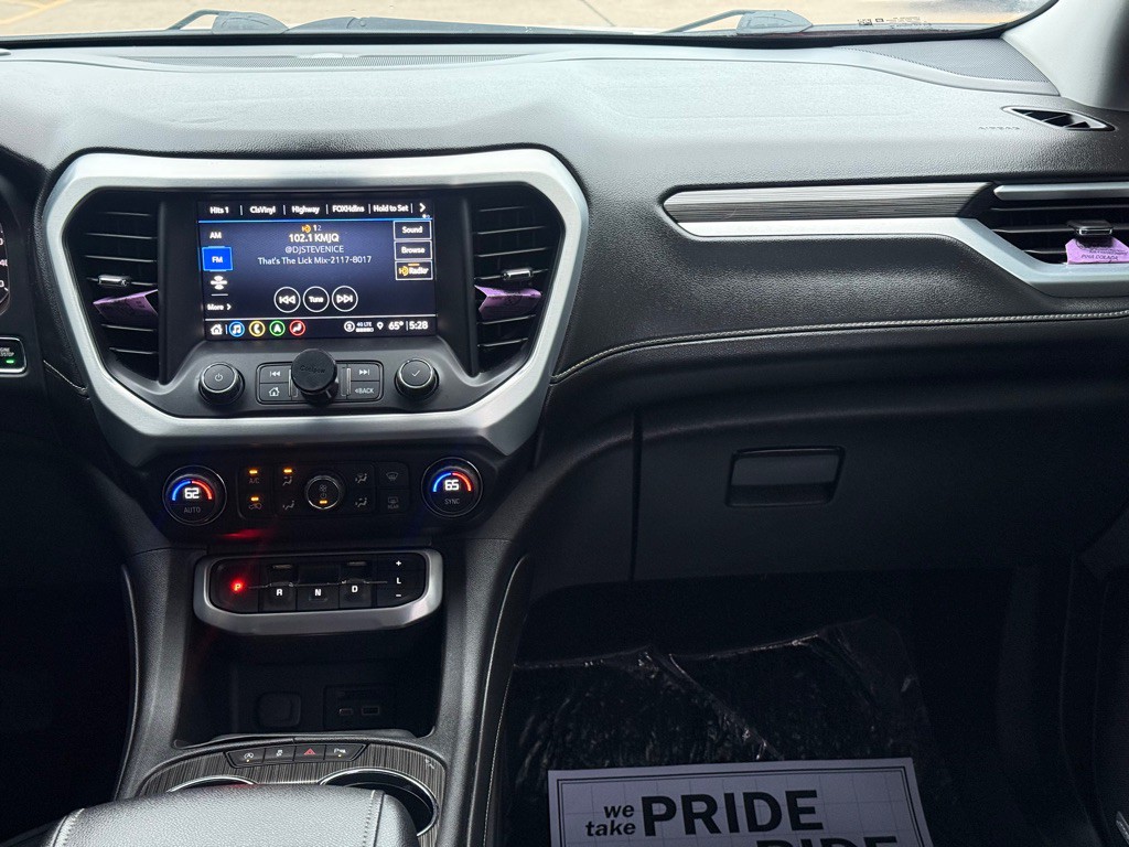 2021 GMC Acadia Image 17