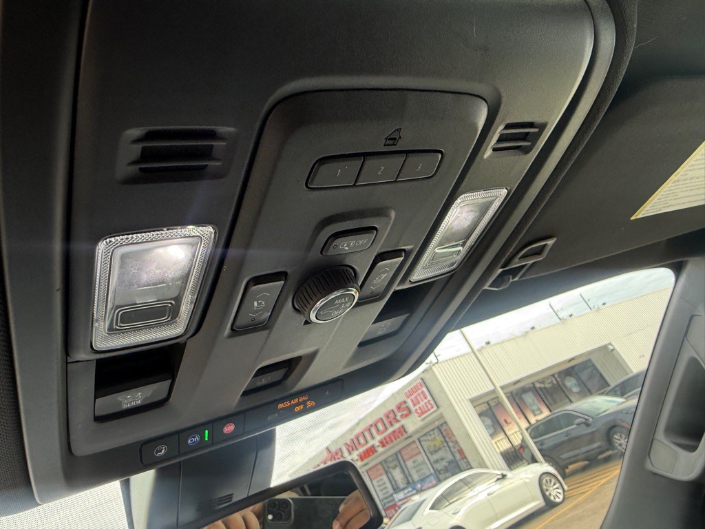 2022 Chevrolet Tahoe Image 24