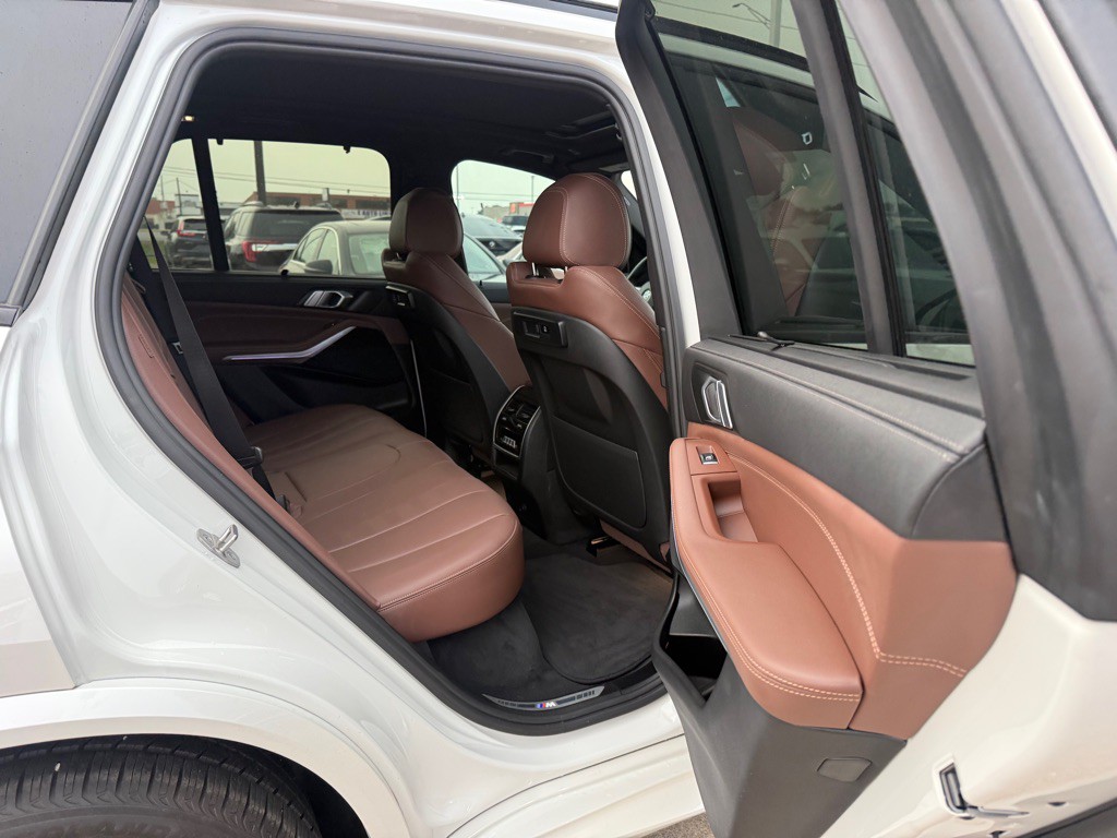 2021 BMW X5 Image 19