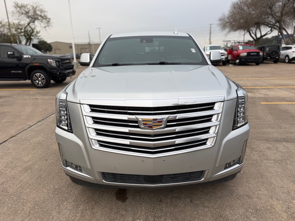 2016 Cadillac Escalade Image 3