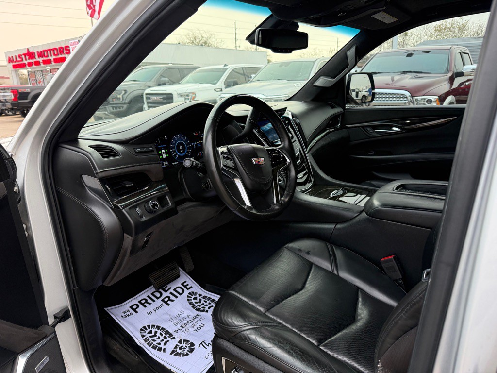 2016 Cadillac Escalade Image 6