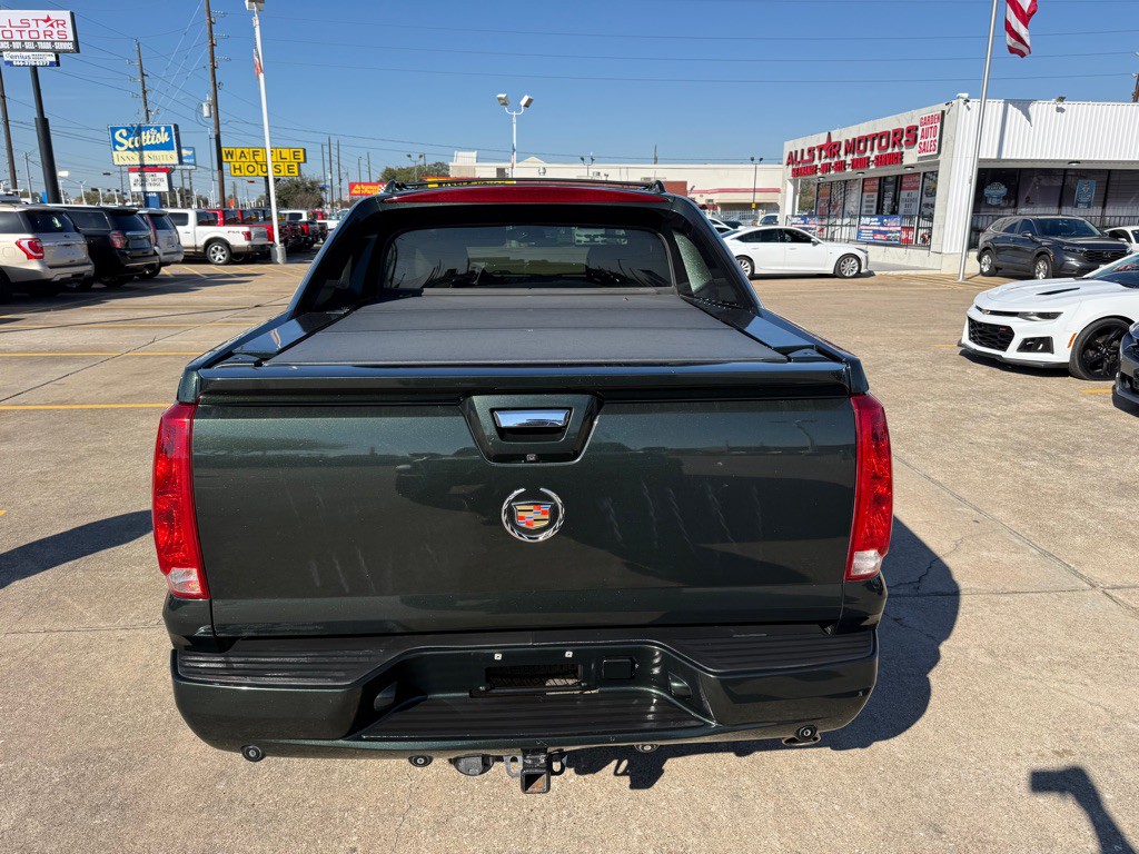 2013 Cadillac Escalade Image 13