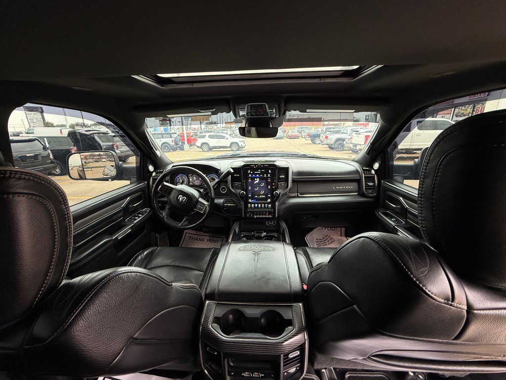 2020 RAM 3500 Image 16