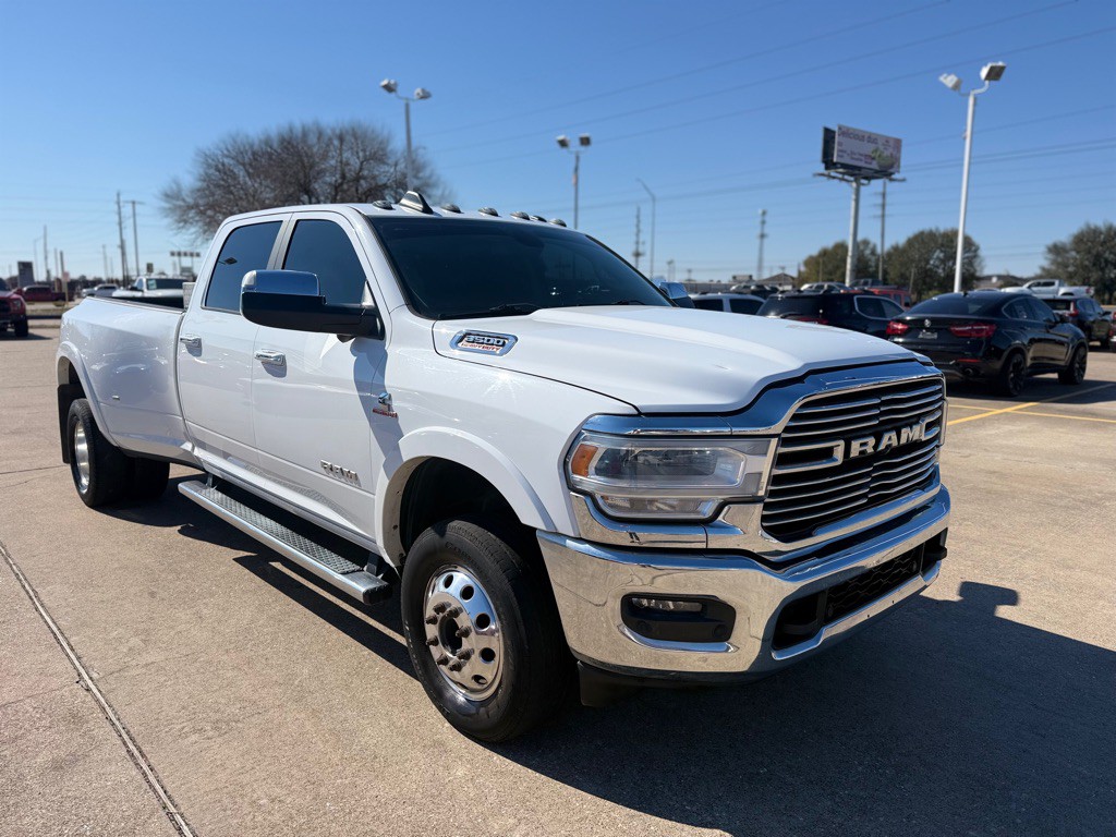 2020 RAM 3500 Image 3