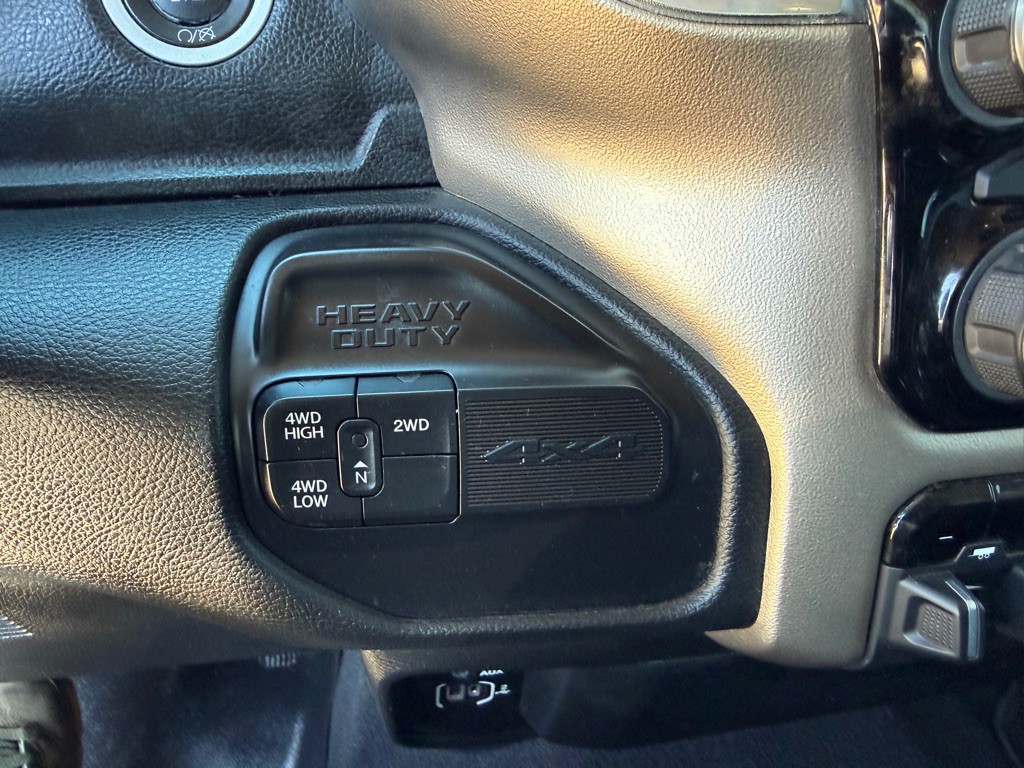 2020 RAM 3500 Image 19