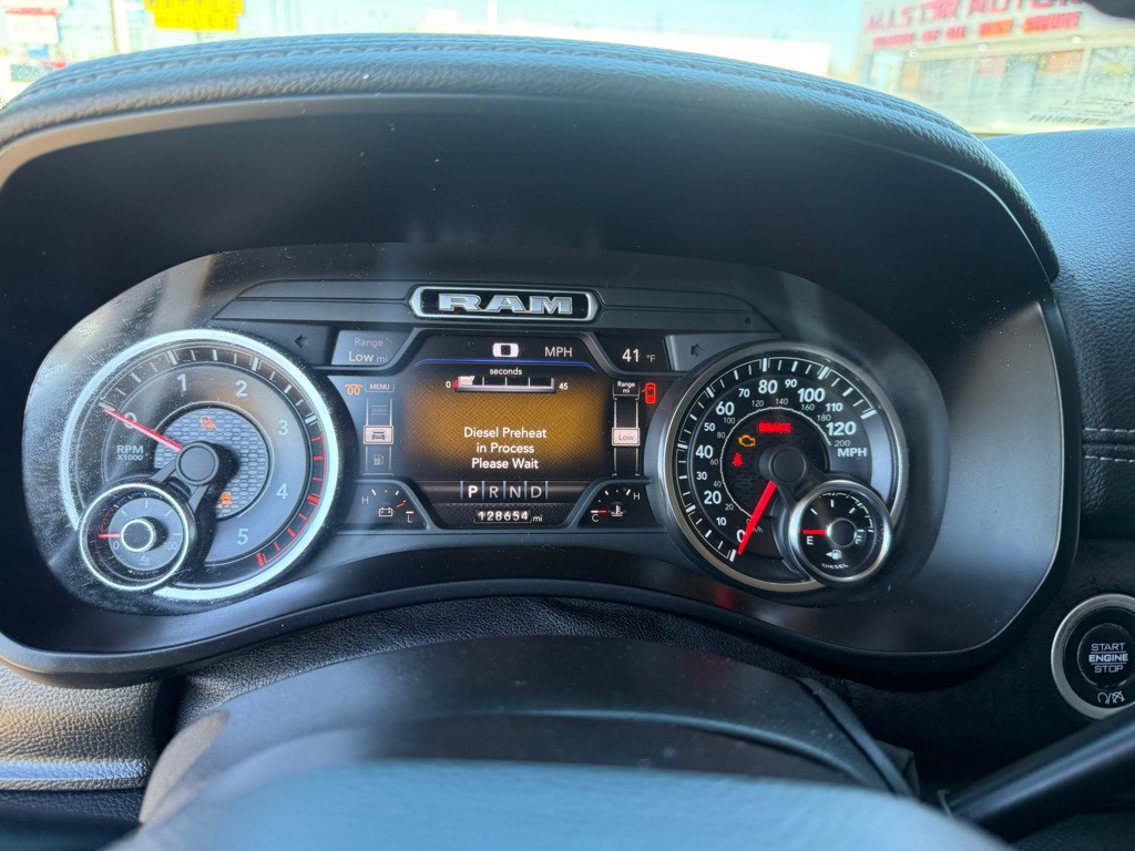 2020 RAM 3500 Image 23