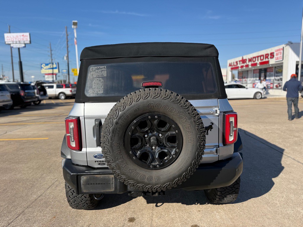 2022 Ford Bronco Image 7