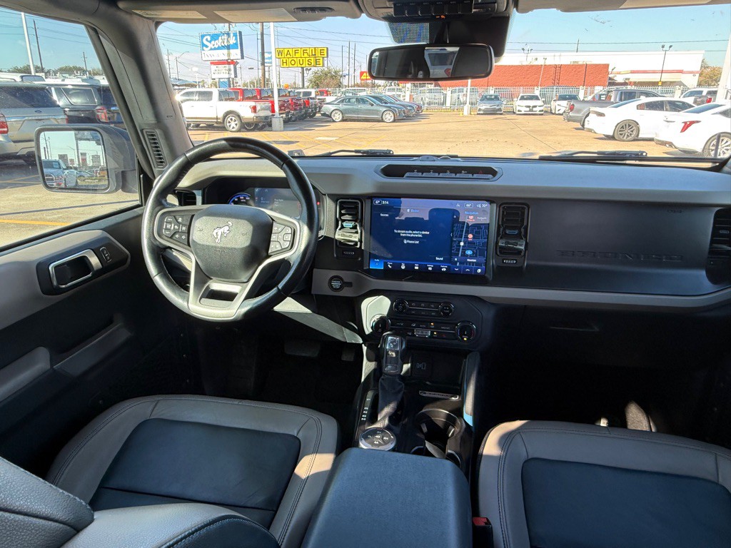 2022 Ford Bronco Image 15