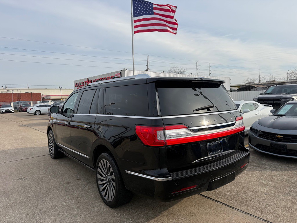 2019 Lincoln Navigator Image 11