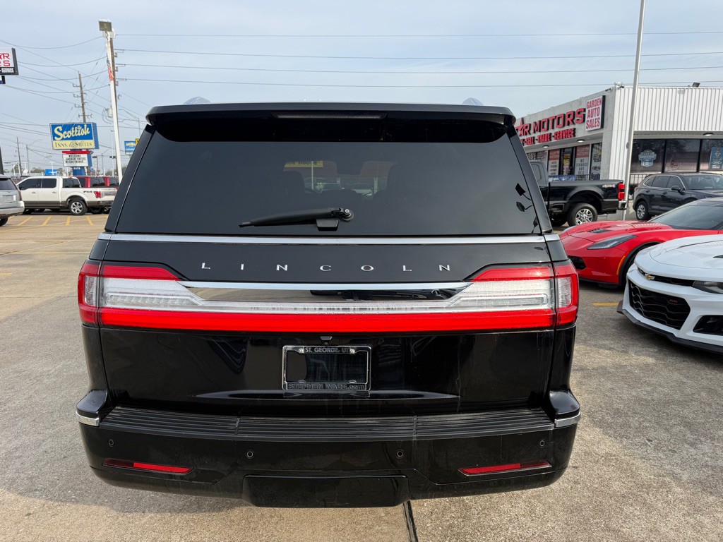 2019 Lincoln Navigator Image 12