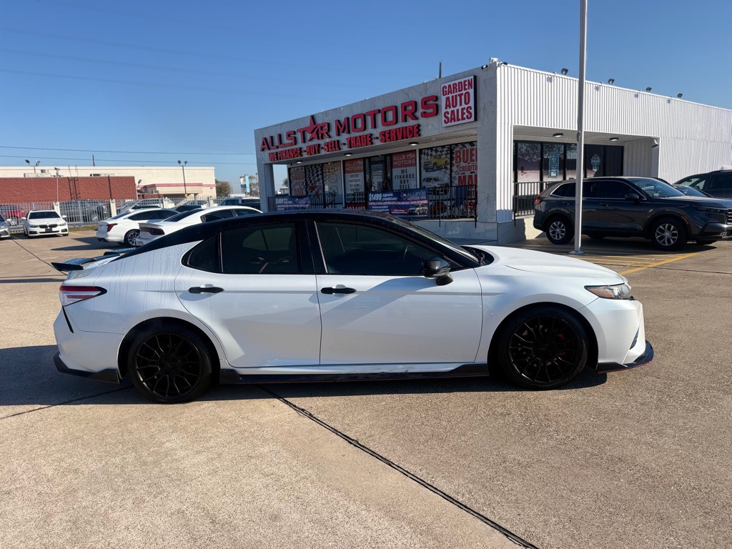 2020 Toyota Camry Image 3